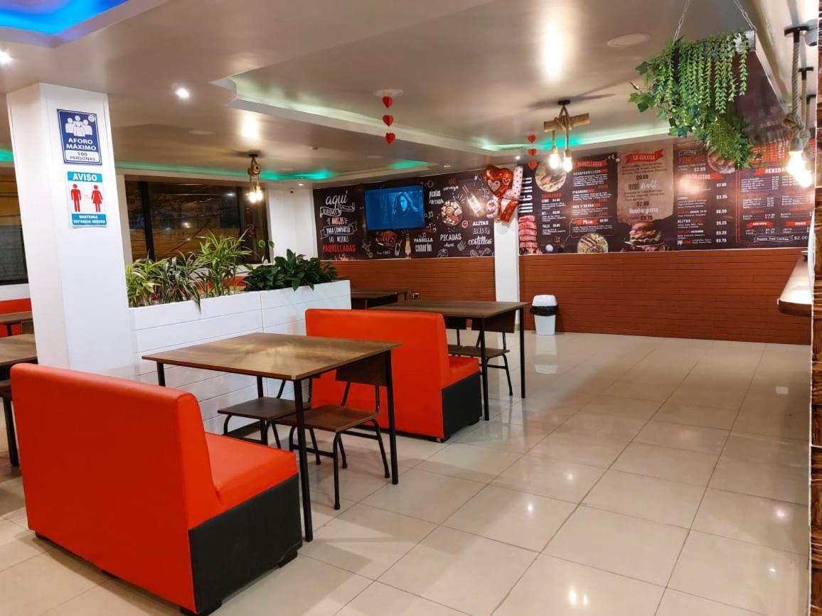 Hostal Oro Orense Quito Exterior photo